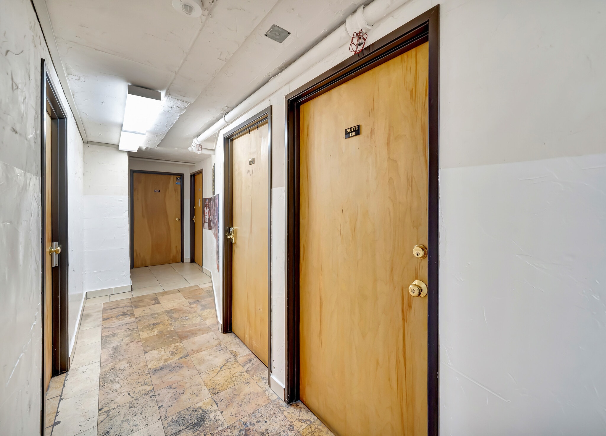 6358-6360 Van Nuys Blvd, Van Nuys, CA à louer Photo intérieure– Image 1 sur 5