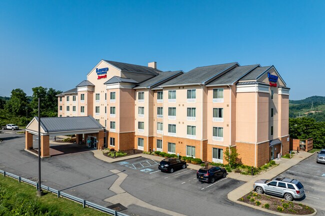 Plus de détails pour 2500 University Town Centre Dr, Morgantown, WV - Hôtellerie à vendre