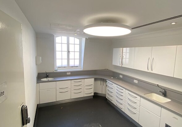 41 Harley St, Londres à louer - Photo de l’immeuble – Image 3 sur 5