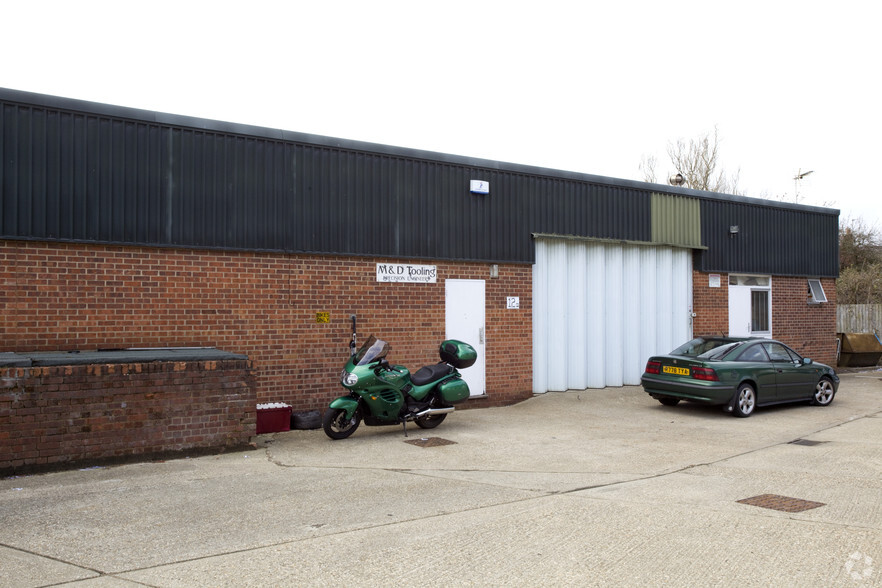 Southampton Rd, Ringwood à louer - Photo principale – Image 1 sur 6