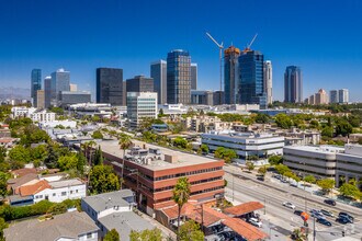 10351 Santa Monica Blvd, Los Angeles, CA - VUE AÉRIENNE  vue de carte