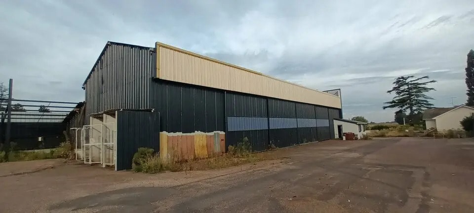 Local d’activités dans Saint-Romain-de-Colbosc à louer - Photo de l’immeuble – Image 3 sur 5