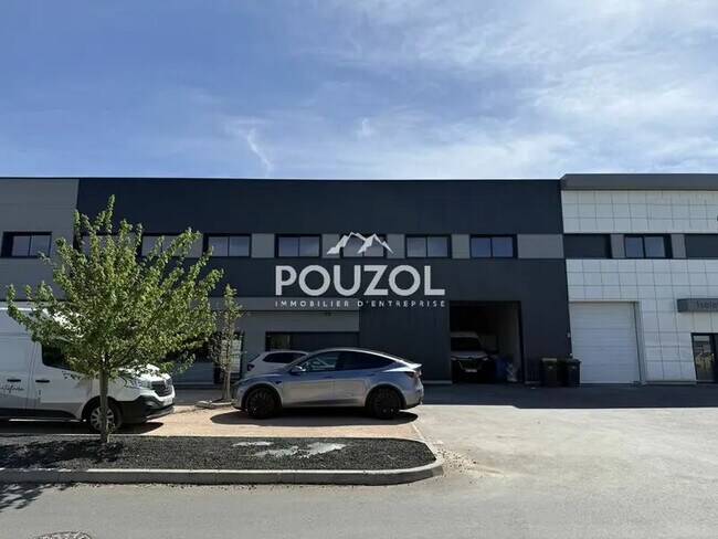 Plus de détails pour 25 Rue De Flamina, Clermont-Ferrand - Industriel/Logistique à louer