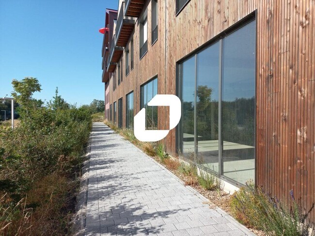 Plus de détails pour Local commercial à vendre