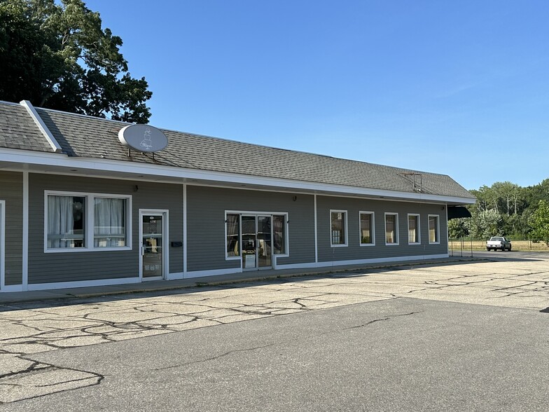 194 Main St, Amesbury, MA à vendre - Photo principale – Image 1 sur 32