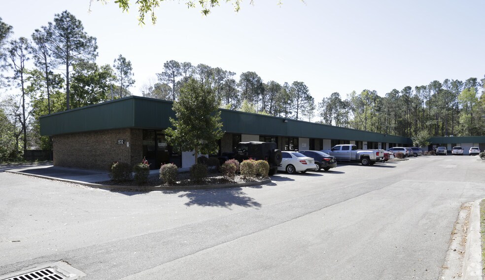 1532 Kingsley Ave, Orange Park, FL à vendre - Photo principale – Image 1 sur 7