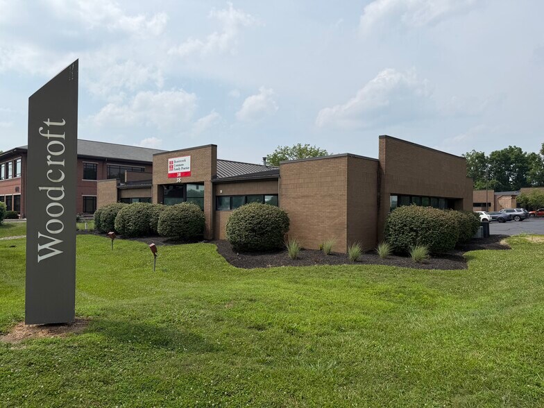 42 Woodcroft Trl, Dayton, OH à louer - Photo de l’immeuble – Image 1 sur 7