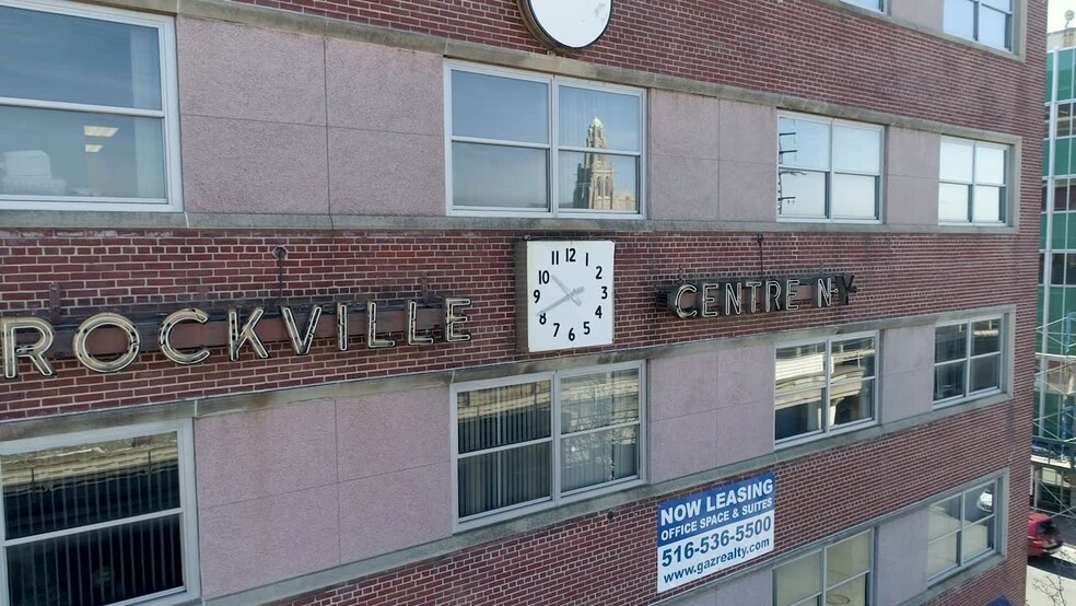 53 N Park Ave, Rockville Centre, NY à louer - Vidéo sur l’annonce professionnelle – Image 2 sur 28
