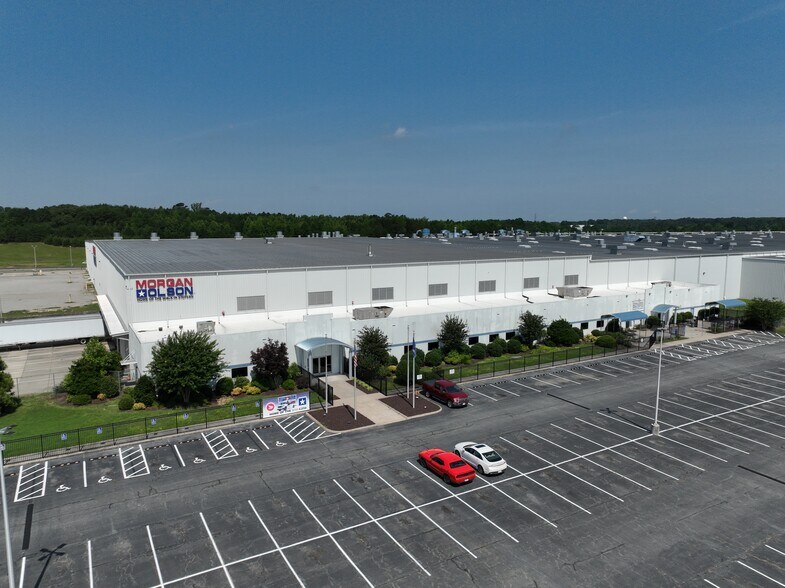 100 Morgan Olson Way, Ringgold, VA à louer - Photo de l’immeuble – Image 2 sur 8