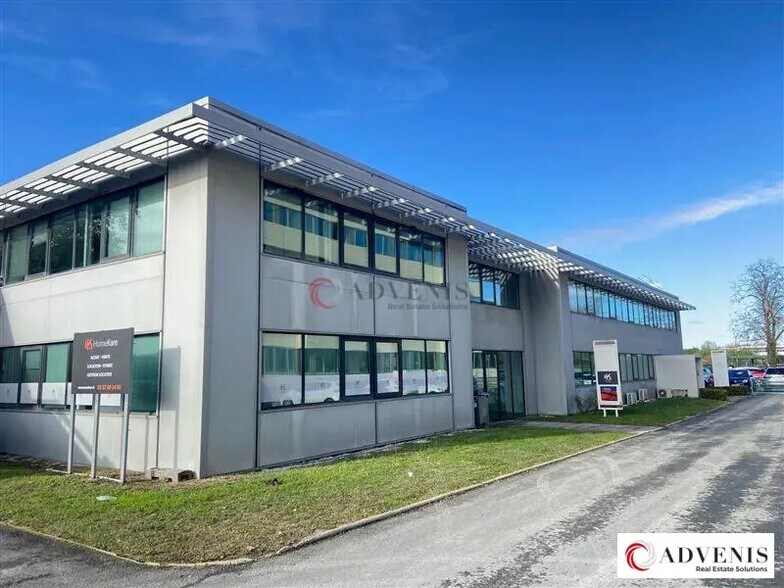 Bureau dans Mérignac à louer - Photo de l’immeuble – Image 1 sur 12