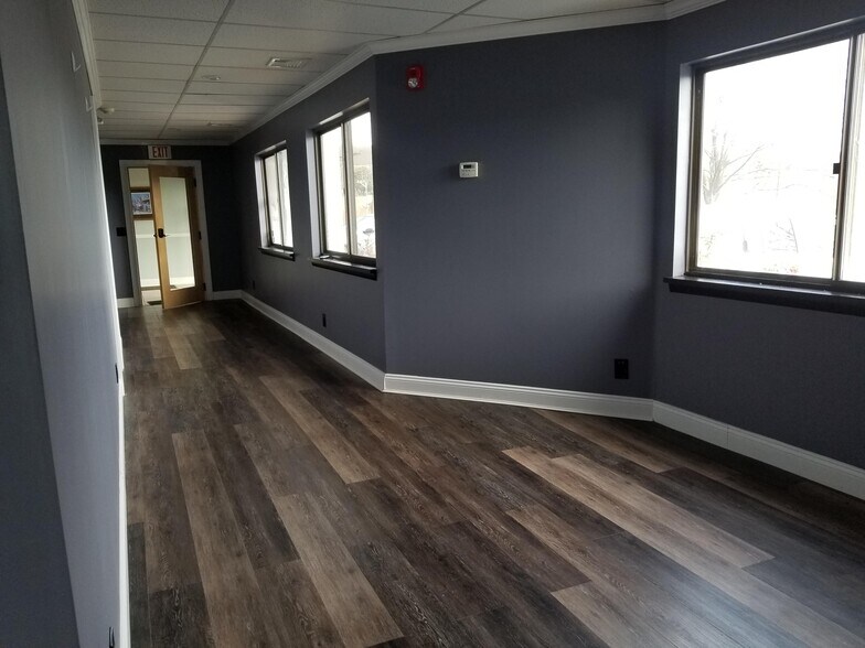 51 Sugar Hollow Rd, Danbury, CT à louer - Photo intérieure – Image 3 sur 10