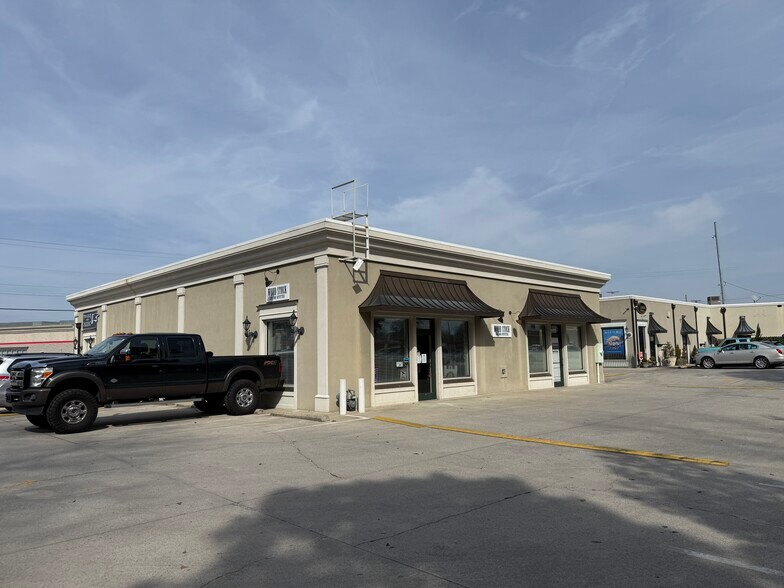 1345-1349 N Main St, High Point, NC à louer - Photo de l’immeuble – Image 2 sur 3