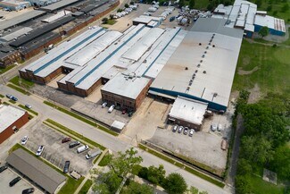 Plus de détails pour 1100 E Bell St, Bloomington, IL - Industriel/Logistique à vendre