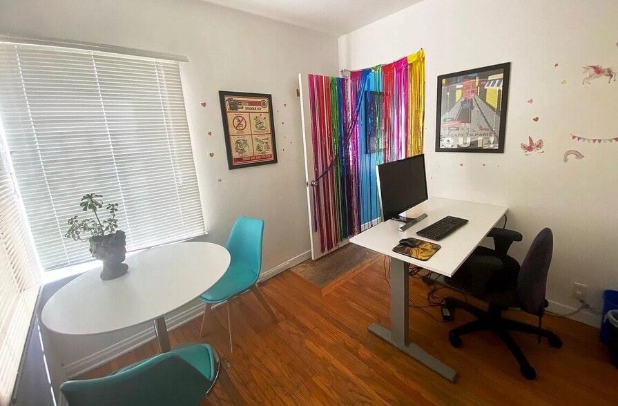 4381 1/2 Tujunga Ave, Studio City, CA à louer - Photo intérieure – Image 3 sur 12