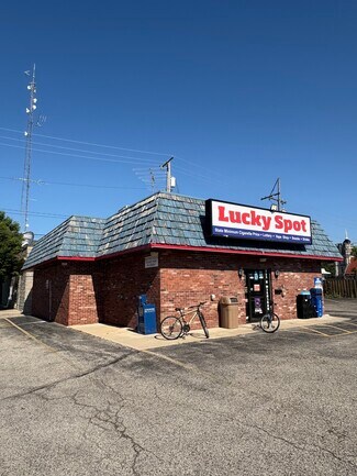 Plus de détails pour 301 N Michigan St, Plymouth, IN - Local commercial à vendre