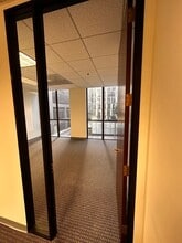 835 Wilshire Blvd, Los Angeles, CA à louer Photo intérieure– Image 1 sur 5