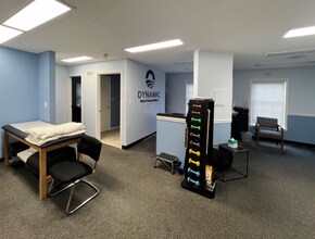 164 E Main St, Huntington, NY à louer Photo intérieure– Image 2 sur 2