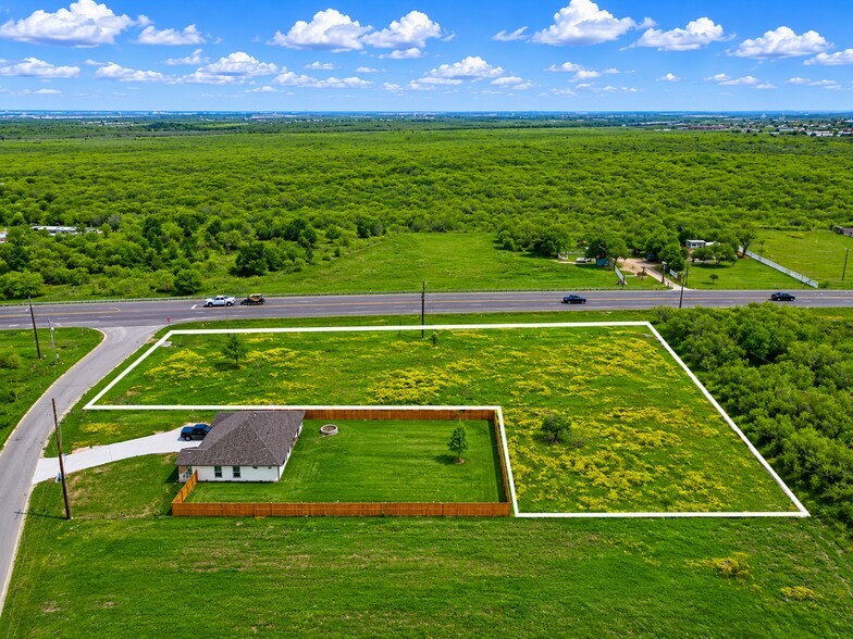 12290 Camino Real, Kyle, TX à vendre - Photo de l’immeuble – Image 2 sur 4