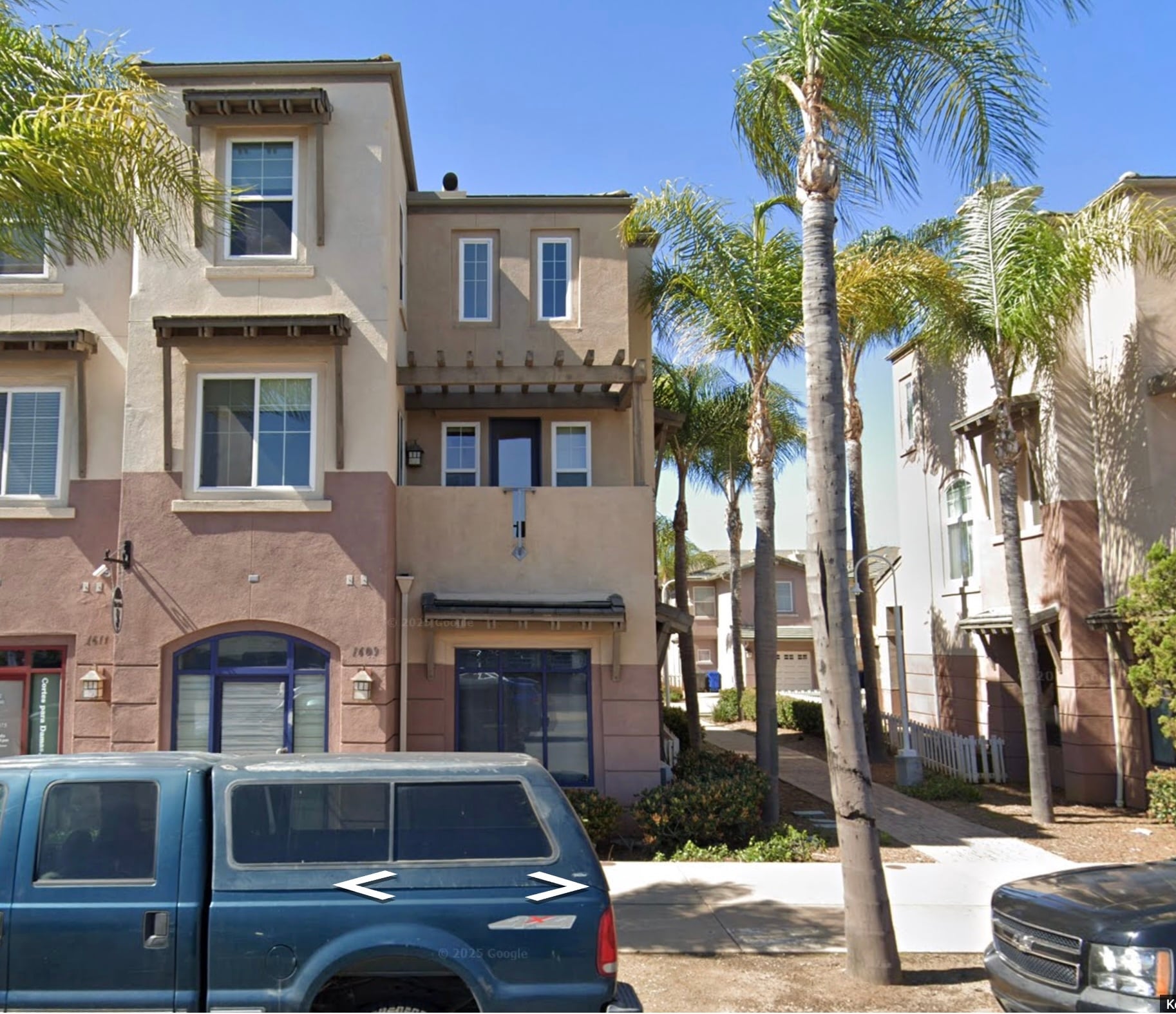 1575-1607 S Escondido Blvd, Escondido, CA à louer Photo principale– Image 1 sur 3