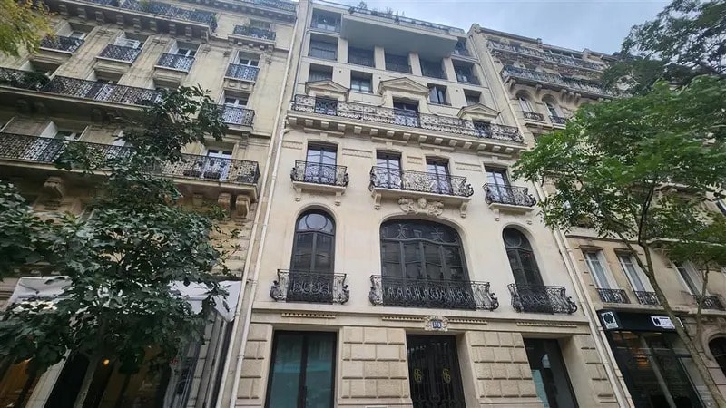 Bureau dans Paris à louer - Photo de l’immeuble – Image 1 sur 7