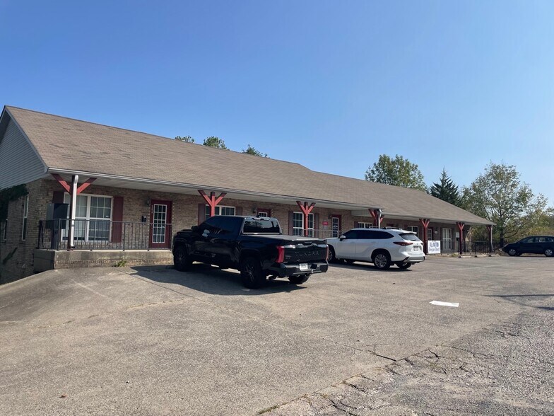 808 Kraft St, Clarksville, TN à vendre - Photo de l’immeuble – Image 2 sur 8
