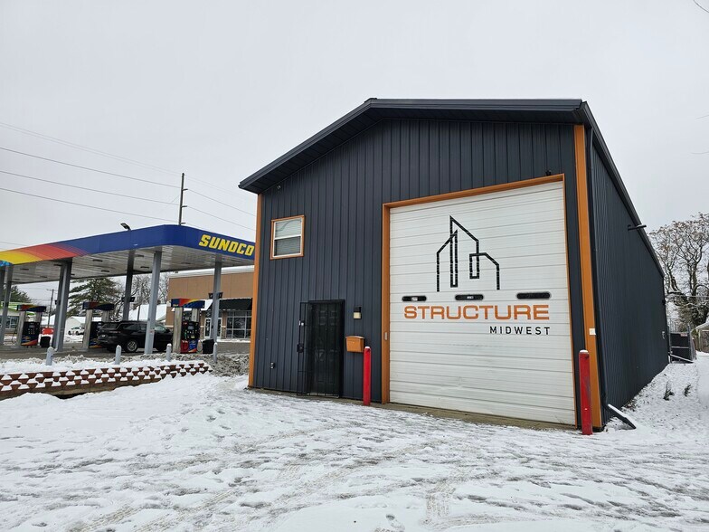 2117 W Morris St, Indianapolis, IN à vendre - Photo de l’immeuble – Image 2 sur 15