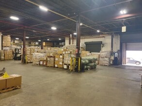 149-10 183rd St, Jamaica, NY à louer Photo intérieure– Image 1 sur 3