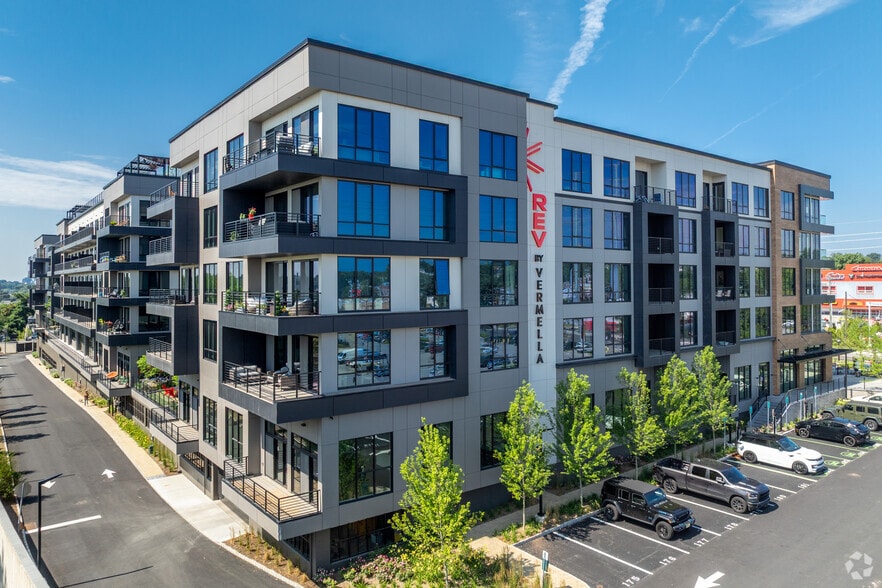 630 Washington Ave, Belleville, NJ à louer - Photo de l’immeuble – Image 2 sur 2