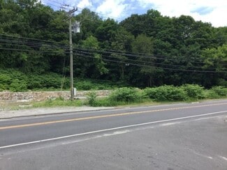 Plus de détails pour 3025 East Main Street, Waterbury, CT - Terrain à louer