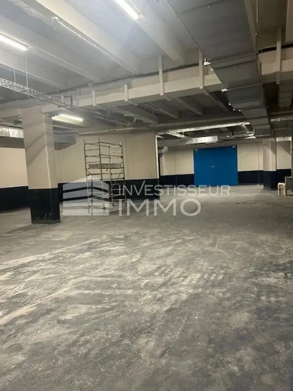Local d’activités dans Paris à louer Photo intérieure– Image 1 sur 3
