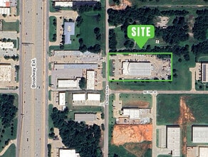 7100 N Santa Fe Ave, Oklahoma City, OK - Vue aérienne vue de carte - Image1