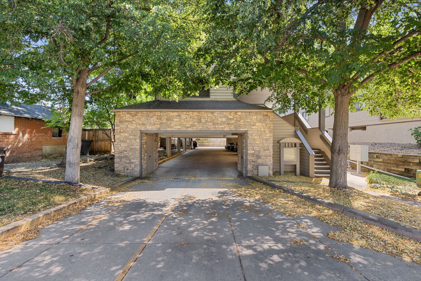 1830 17th St, Boulder, CO 80302 - Lot 100 - - Photo intérieure - Image 2 of 20