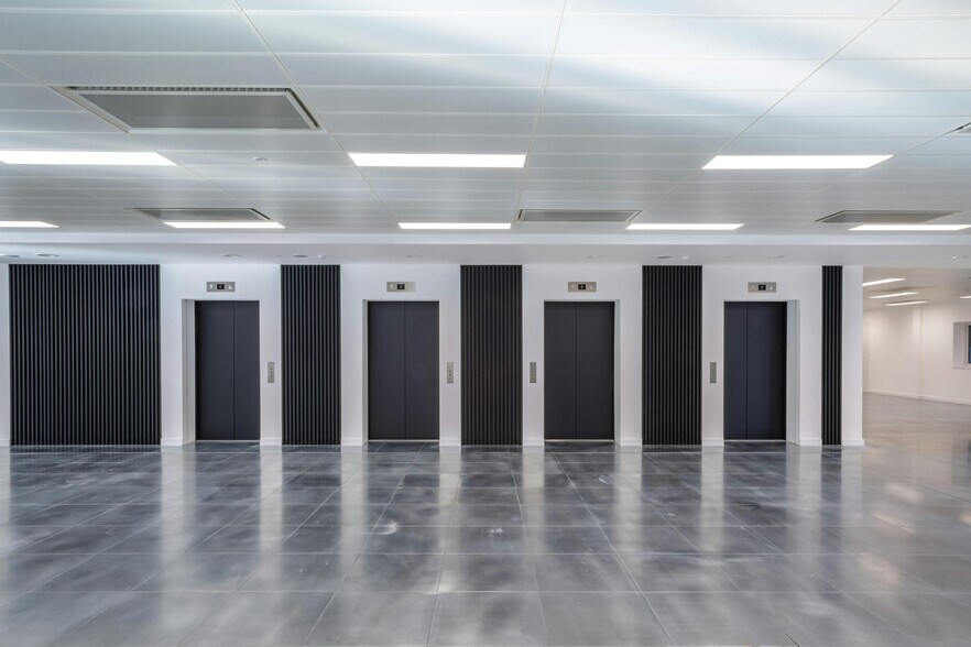 1 Kingsway, Londres à louer - Photo de l’immeuble – Image 2 sur 53