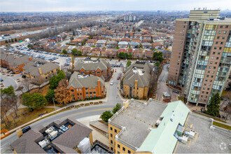 4255 Sherwoodtowne Blvd, Mississauga, ON - VUE AÉRIENNE  vue de carte