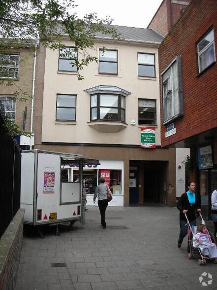 7 Trinity Sq, Colchester à louer - Photo de l’immeuble – Image 3 sur 5