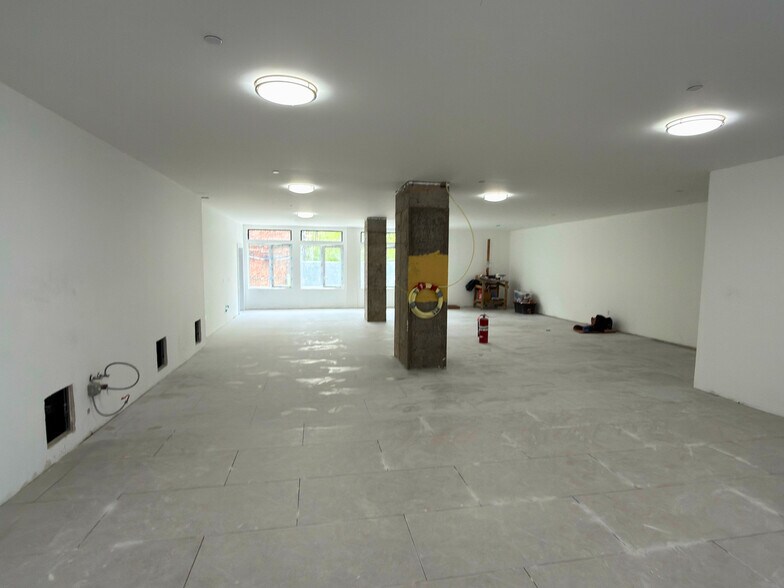 40 W 167th St, Bronx, NY à louer - Photo de l’immeuble – Image 3 sur 3
