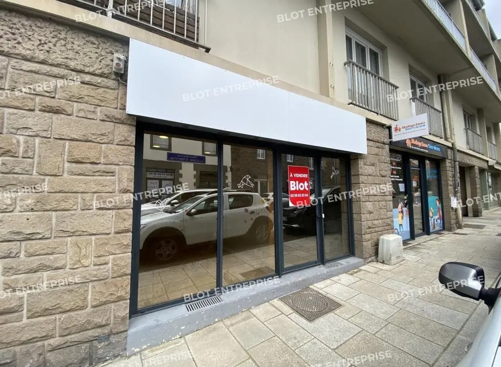 Local commercial dans Saint-Malo à vendre Photo de l’immeuble– Image 1 sur 8
