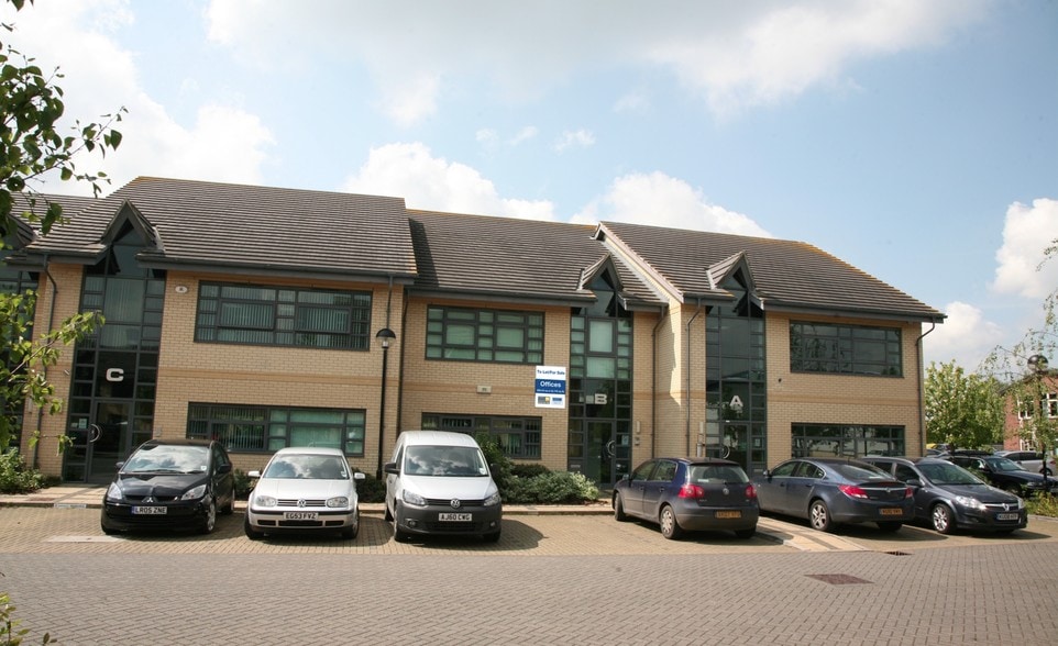 Babraham Rd, Cambridge à louer - Photo de l’immeuble – Image 3 sur 5