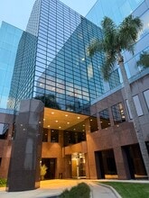 1 Pointe Dr, Brea, CA à louer Photo intérieure– Image 1 sur 6