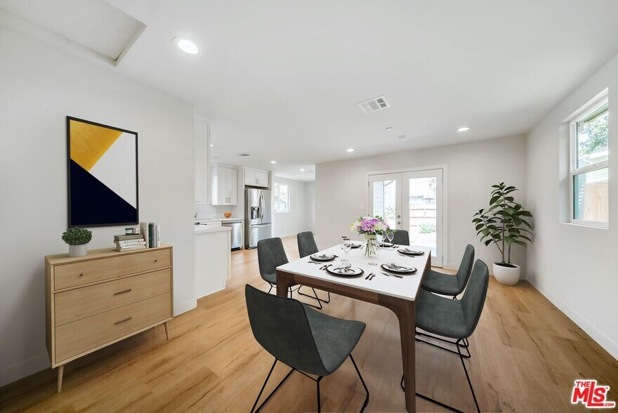 505 Belmont Ave, Los Angeles, CA à vendre - Photo de l’immeuble – Image 3 sur 12