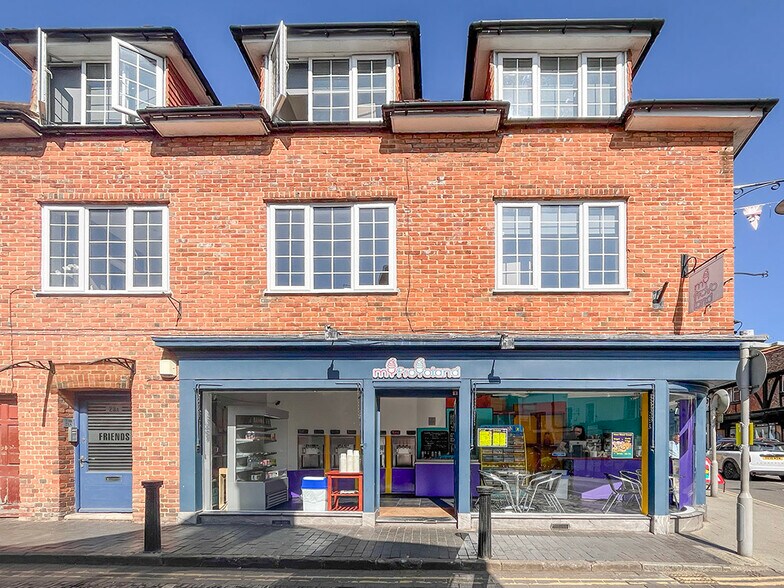 23 Downing St, Farnham à louer - Photo de l’immeuble – Image 2 sur 8