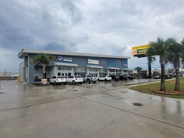 2600 Airline Dr, Metairie, LA à louer - Photo de l’immeuble – Image 3 sur 7