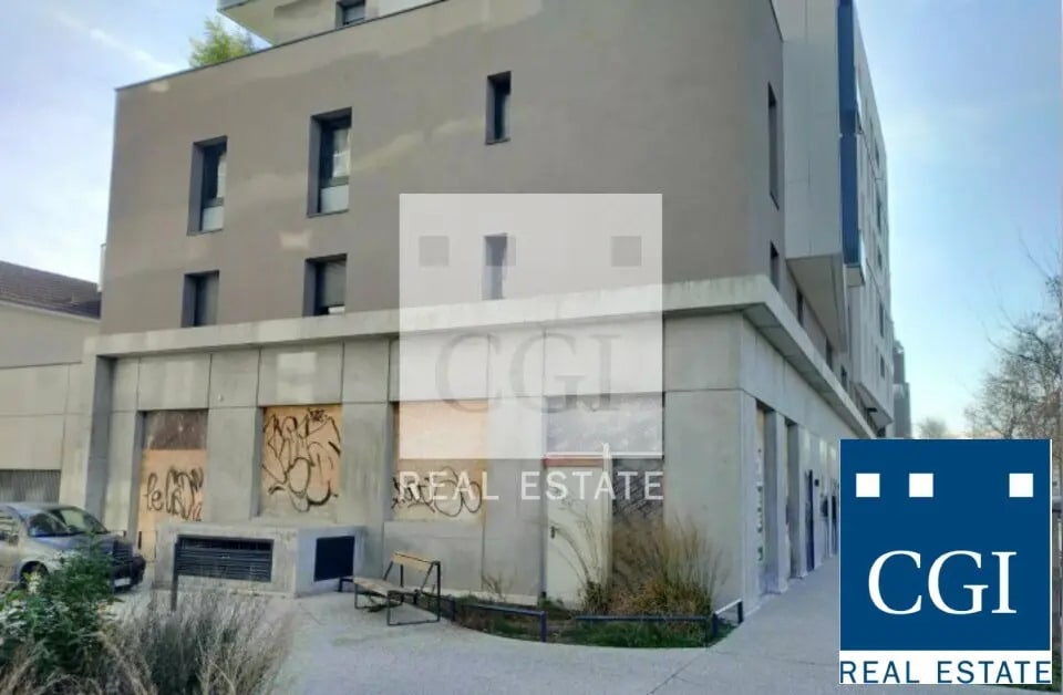 Local commercial dans Grenoble à louer Photo de l’immeuble– Image 1 sur 10