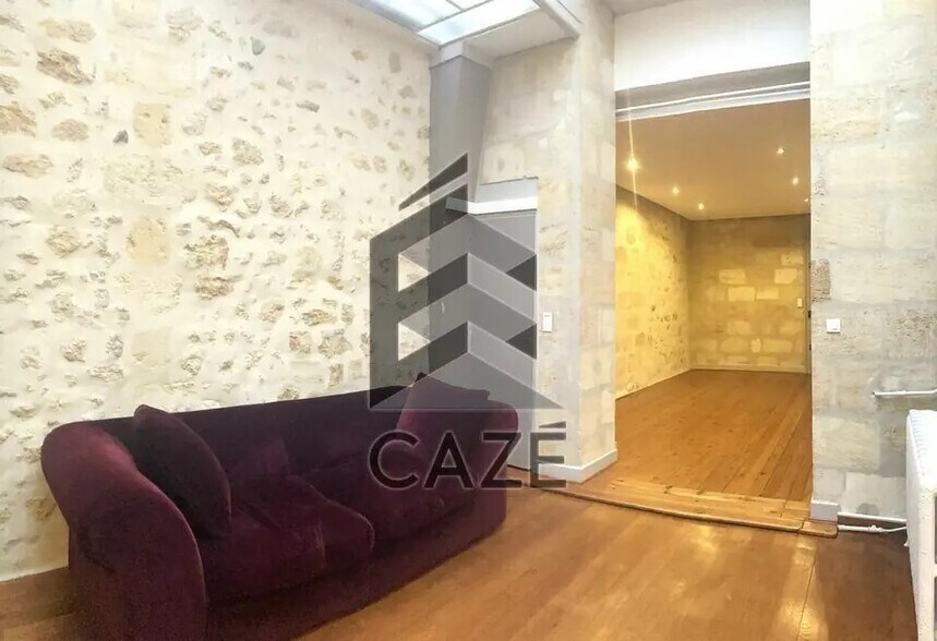 Bureau dans Bordeaux à louer - Photo de l’immeuble – Image 3 sur 6