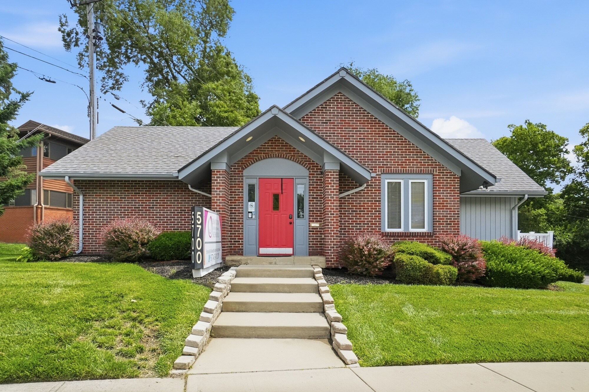5700 Far Hills Ave, Dayton, OH à vendre Photo de l’immeuble– Image 1 sur 38
