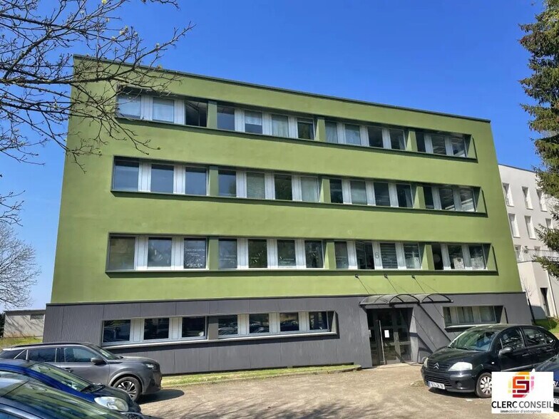 Bureau dans Bihorel à louer - Photo de l’immeuble – Image 1 sur 13