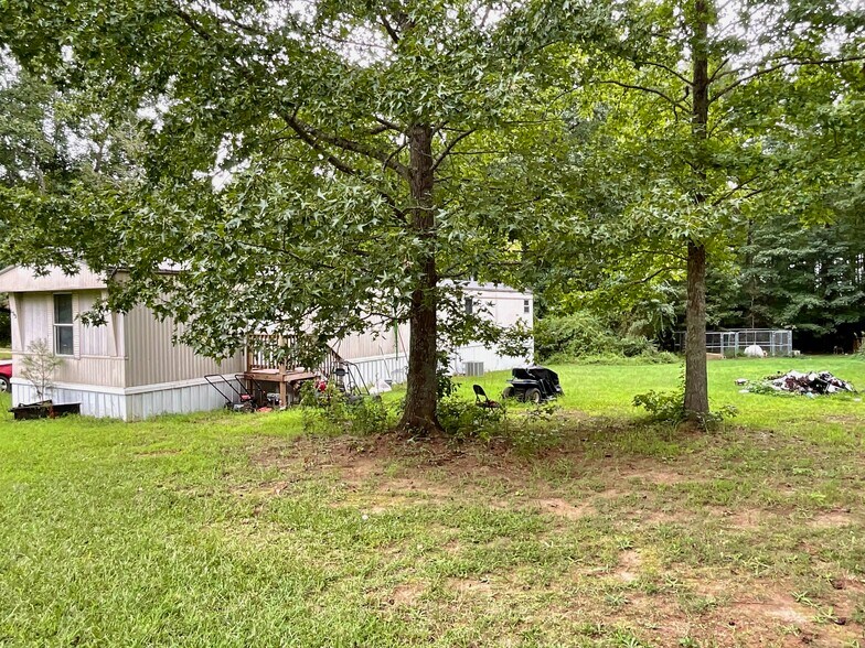 12 mobile homes in Roanoke Rapids NC portefeuille de 3 biens à vendre sur LoopNet.fr - Photo de l’immeuble – Image 3 sur 13