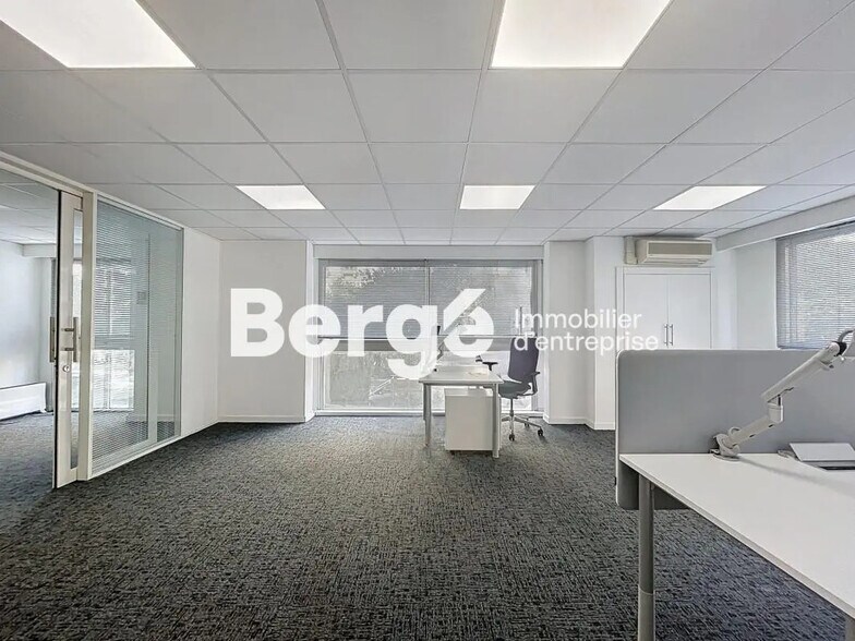 Bureau dans Nice à vendre - Photo de l’immeuble – Image 3 sur 9