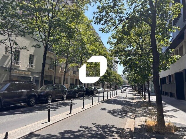 Plus de détails pour Local commercial à louer