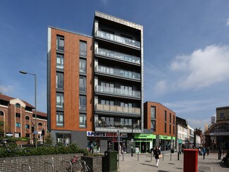 Plus de détails pour 51-57 Station Rd, Redhill - Local commercial à vendre